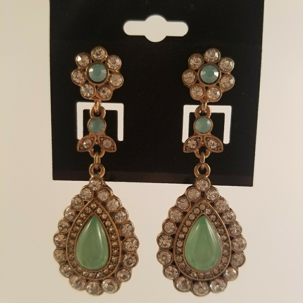 Statement earrings - Picture 3 of 3
